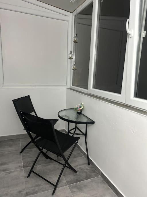 Apartament La Flo Hunedoara Exteriör bild